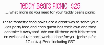 .... what more do you need for your teddy bears picnic. These fantastic food boxes are a great way to serve your kids party food and each guest has their own and they can take it away too! We can fill these with kids treats as well so all the hard work is done for you. (price is for 10 units)